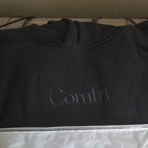 Brand New COMFRT hoodie